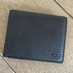 Tumi Mens wallet